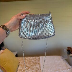 Elegant Silver Chainmail Clutch